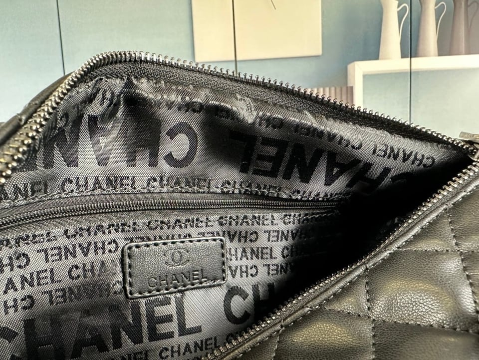 Chanel Casual Riviera Bowling Bag Quilted Calfskin Medium Black 32Cm/12.6in view 3