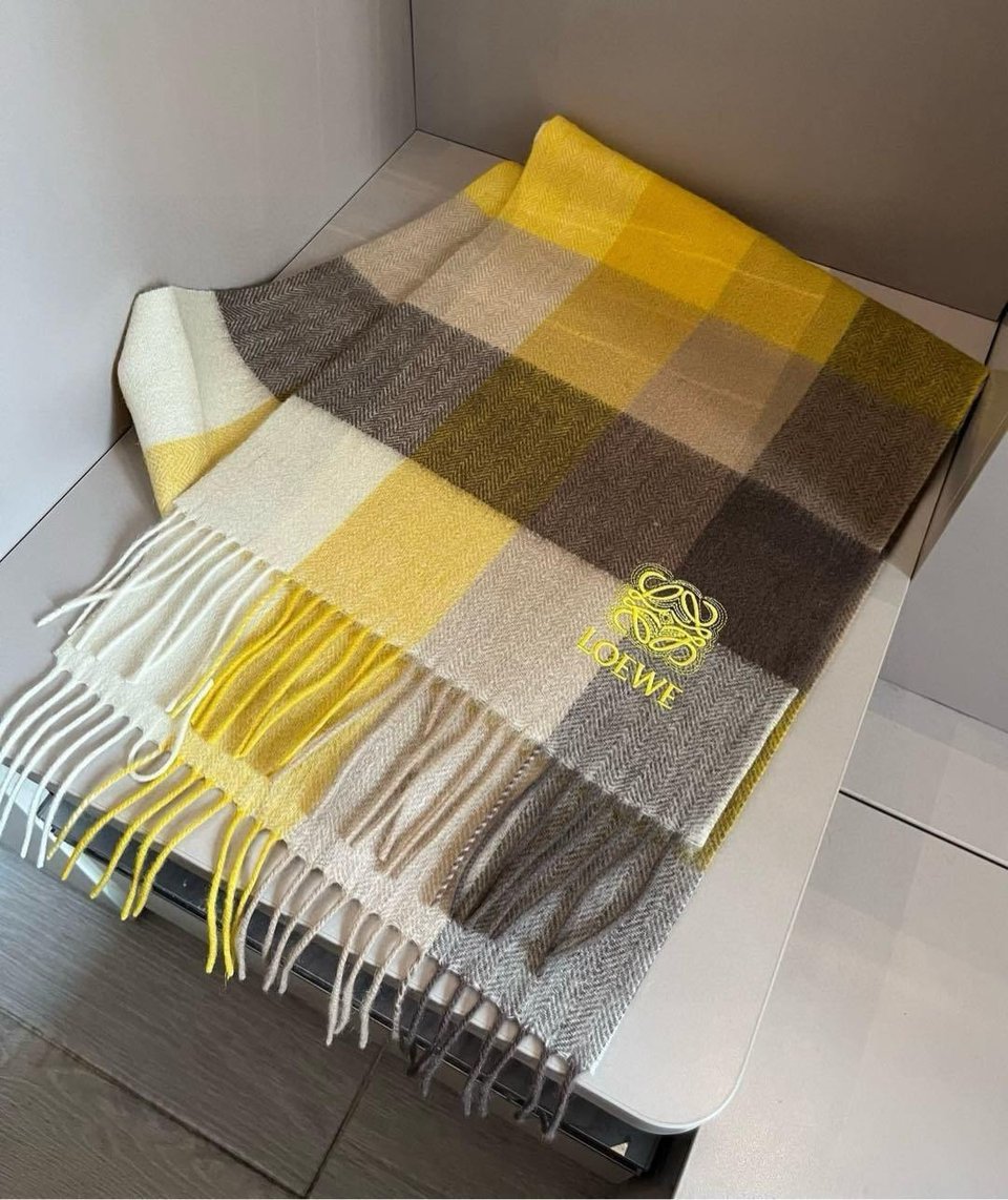 Loewe Cashmere Scarf Check Yellow For Women 180cm view 5