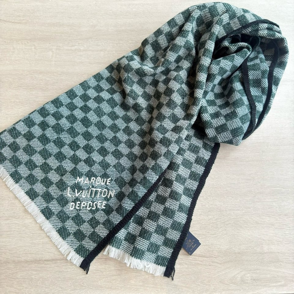 Louis Vuitton Damier Checkered Scarf Green For Women 190cm view 7