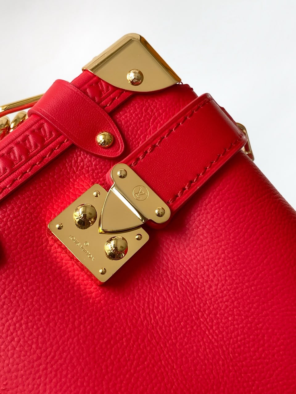 Louis Vuitton PM Side Trunk Bag Sari Red 19cm M28333 view 10