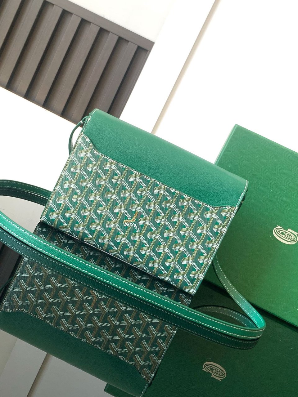 Goyard Chypre Wallet-Pouch 21 Cm Green Goyardine Canvas And Calfskin view 5