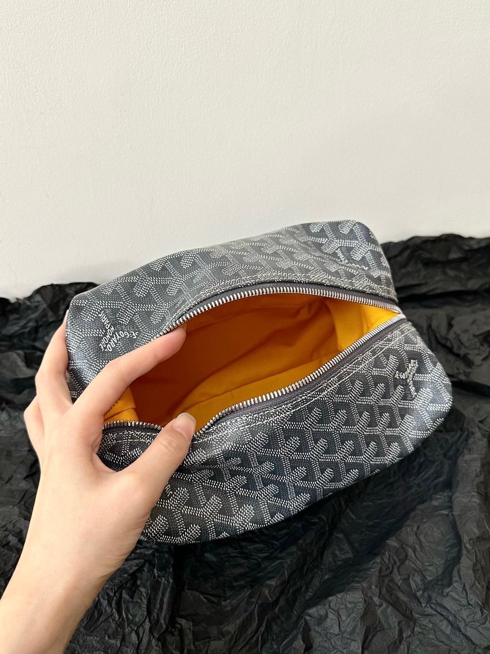 Goyard Goya Cosmetic Bag 24Cm Grey Canvas view 10