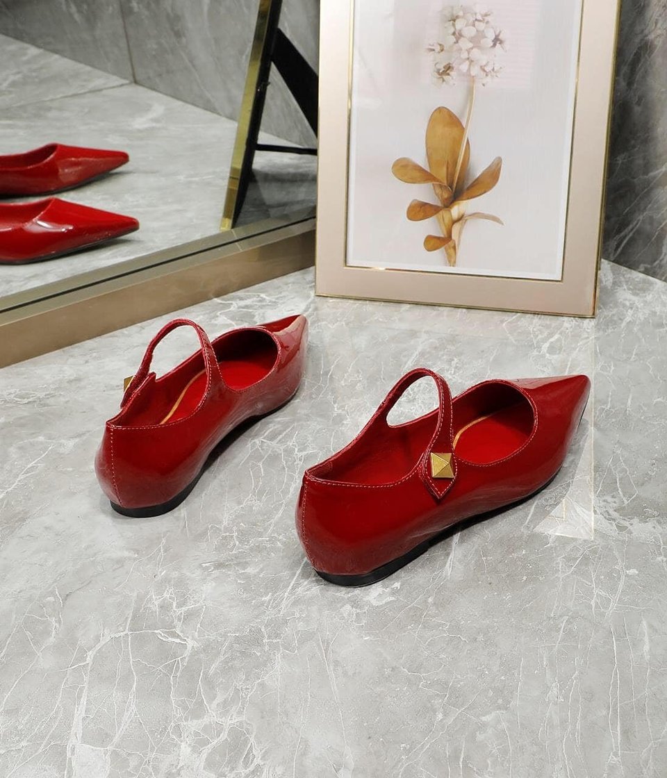 Valentino Garavani Tiptoe Patent Leather Ballet Flats Red view 4