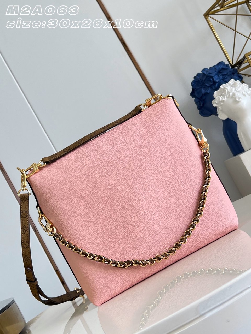 Louis Vuitton Multipass Pink Petale Calfskin 30cm M2A063 view 2