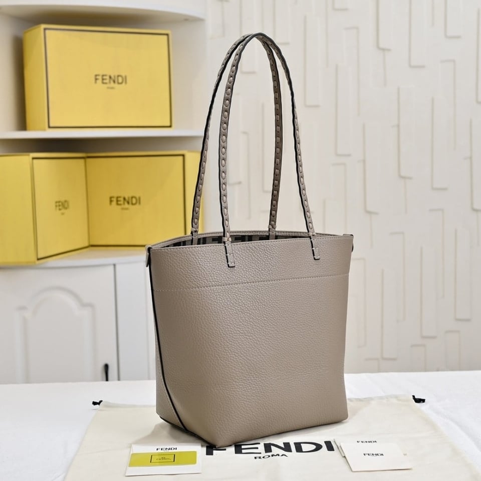 Fendi Medium Roll Gray 36Cm view 5