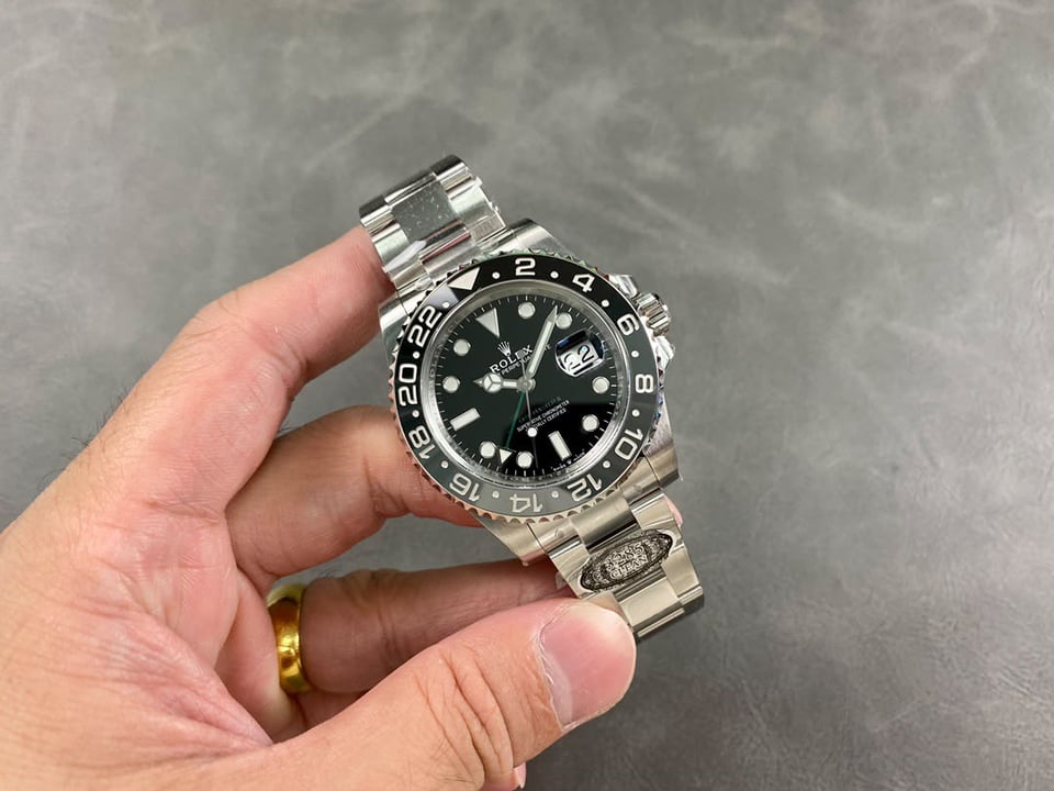 [Super Clone] Rolex GMT-Master II 126710GRNR “Bruce Wayne” Oyster 2024 view 5