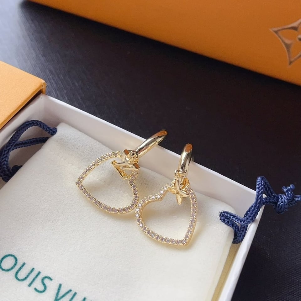 Louis Vuitton Heart Earrings White M02308 view 5