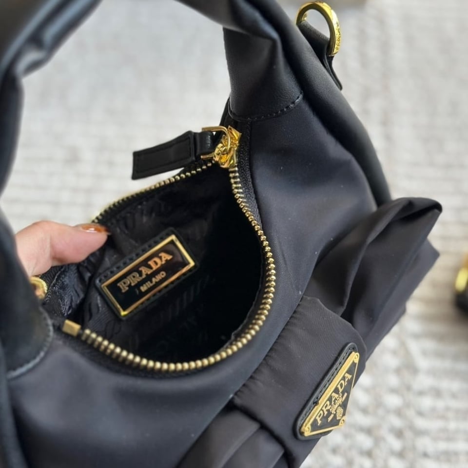 Prada Re Nylon And Nappa Leather Mini Bag With Bow Black 20Cm view 4