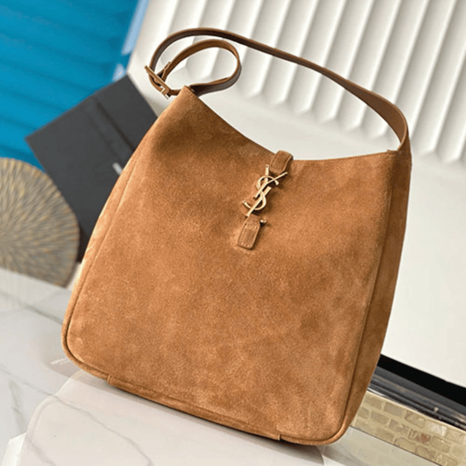 Saint Laurent Suede Classic 30cm view 7