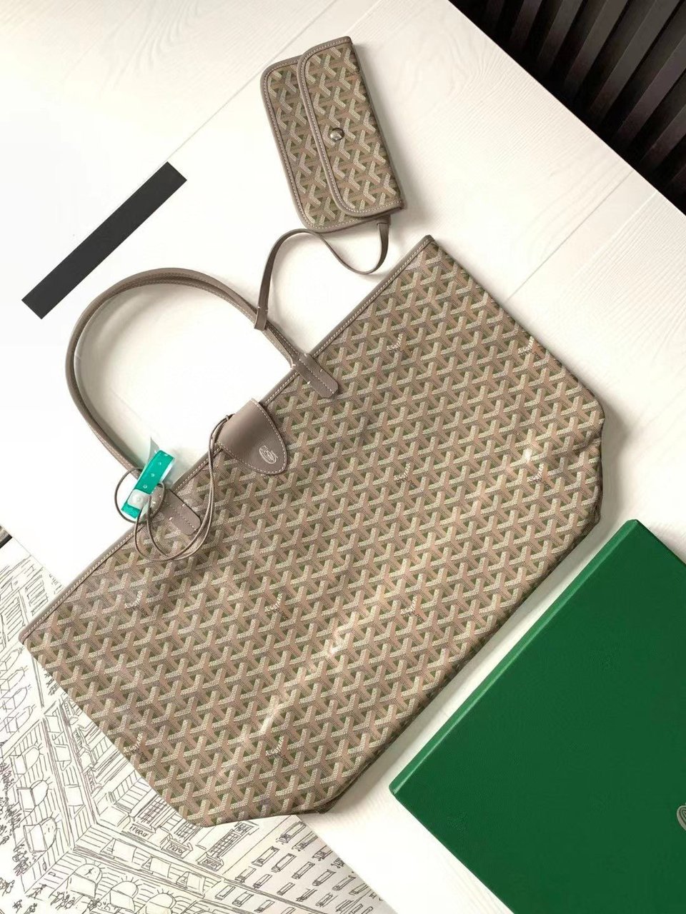 Goyard St Louis Pm 48Cm Greige And Green Tote Bag view 11
