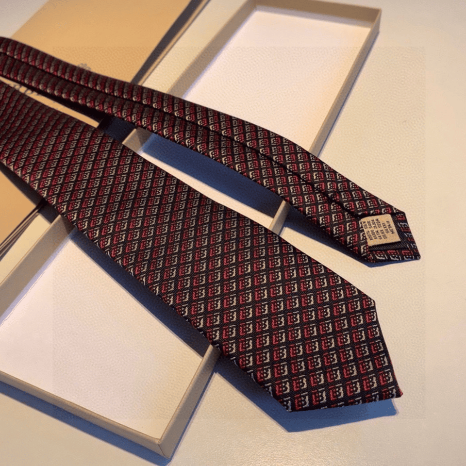 Burberry Geometric Micro-Pattern Silk Tie For Men view 5