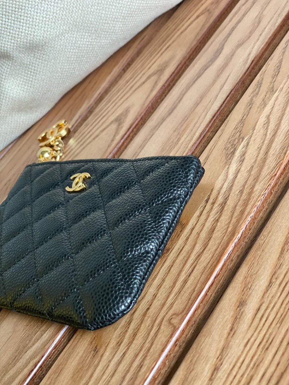 Chanel Zipped Wallet 14Cm Black Caviar Gold Hardware view 6