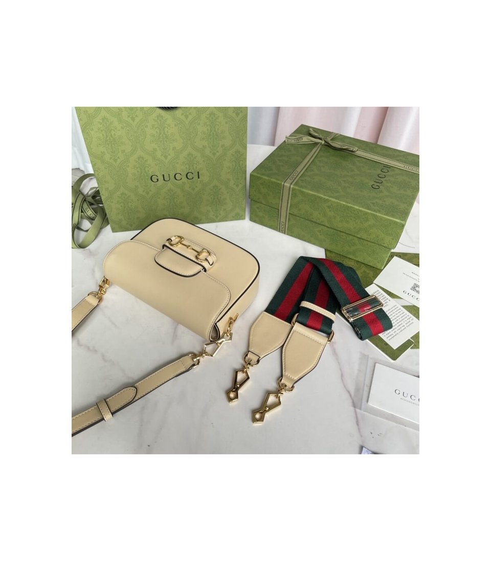 Gucci Horsebit 1955 Mini Bag in Beige Leather view 12