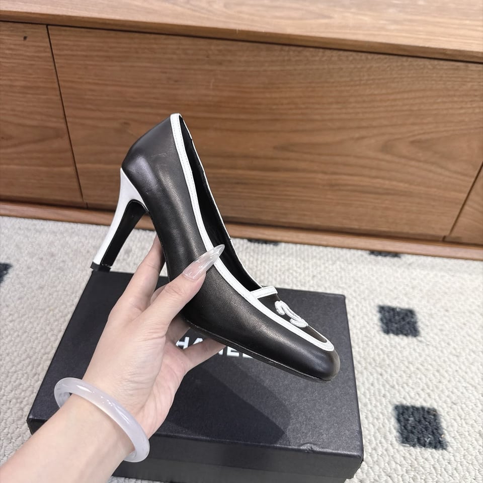 Chanel Siyah Beyaz Deri Kadın Babet Black view 5