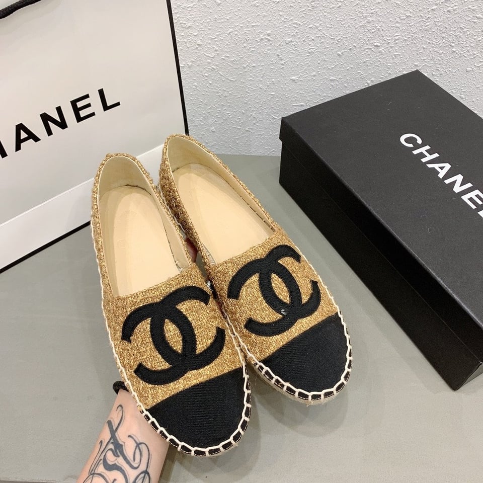 Chanel Cc Espadrilles Tweed Slip On Crinkled Beige view 5