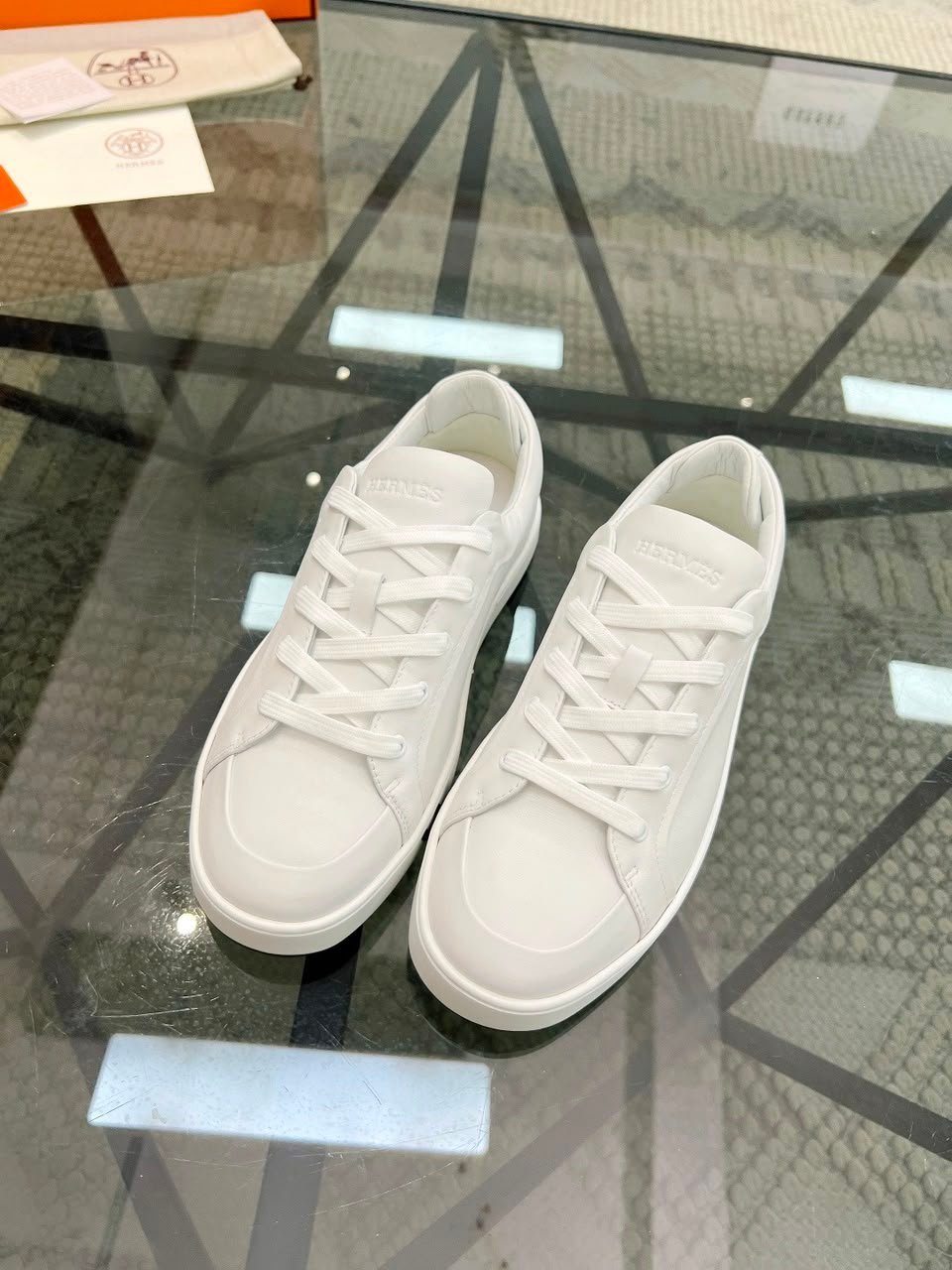 Hermes Kid Sneakers Blanc Color Goatskin H251929ZH90390 view 10