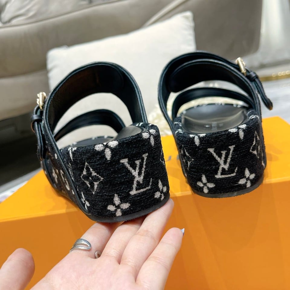 Louis Vuitton Mule Jumbo Flatform Black 1A94Uw view 4