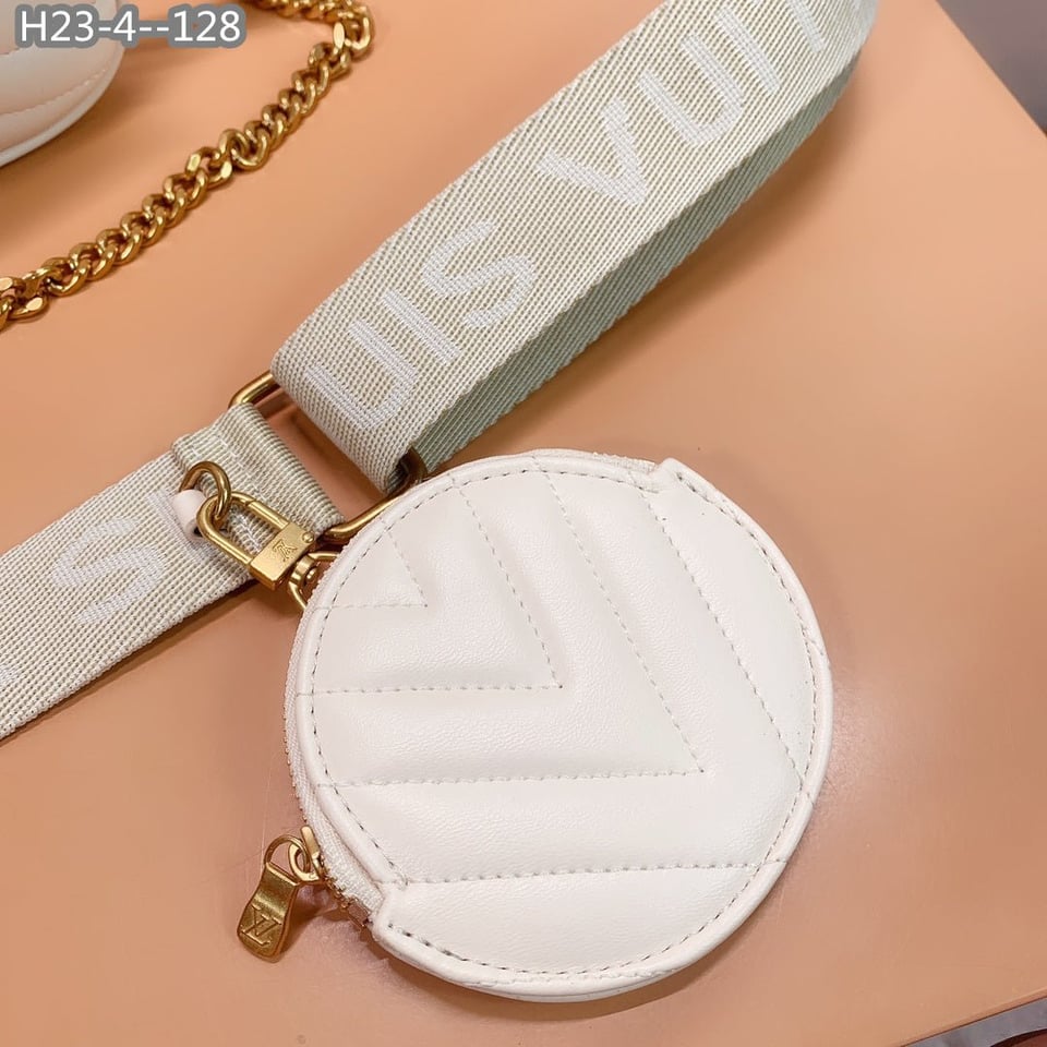 Louis Vuitton New Wave Multi Pochette White 20Cm M56471 view 7