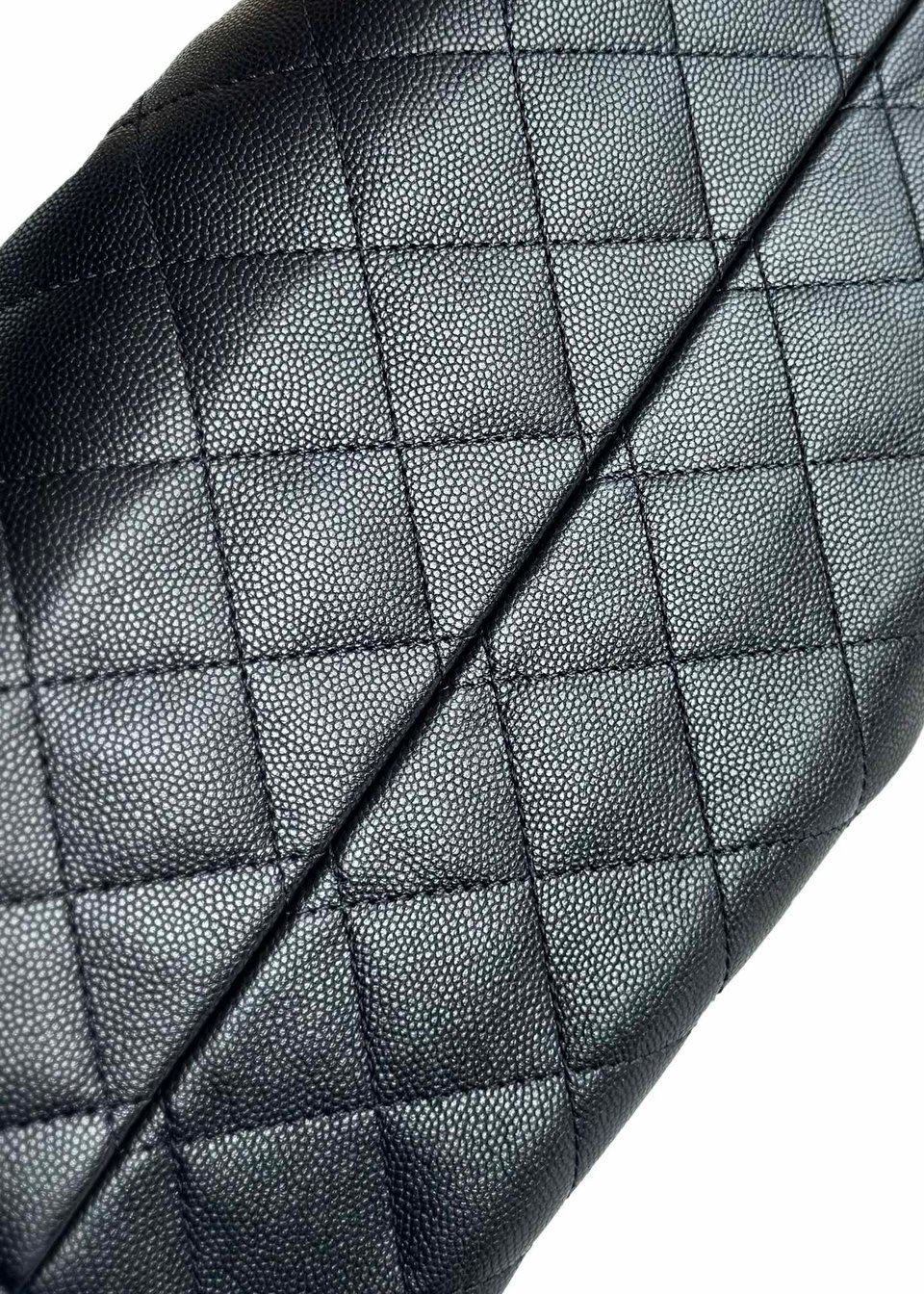 Chanel crossbody bag 25 Small Handbag Grained Calfskin &amp; Gold-Tone Metal Black 30cm/11.8in view 11