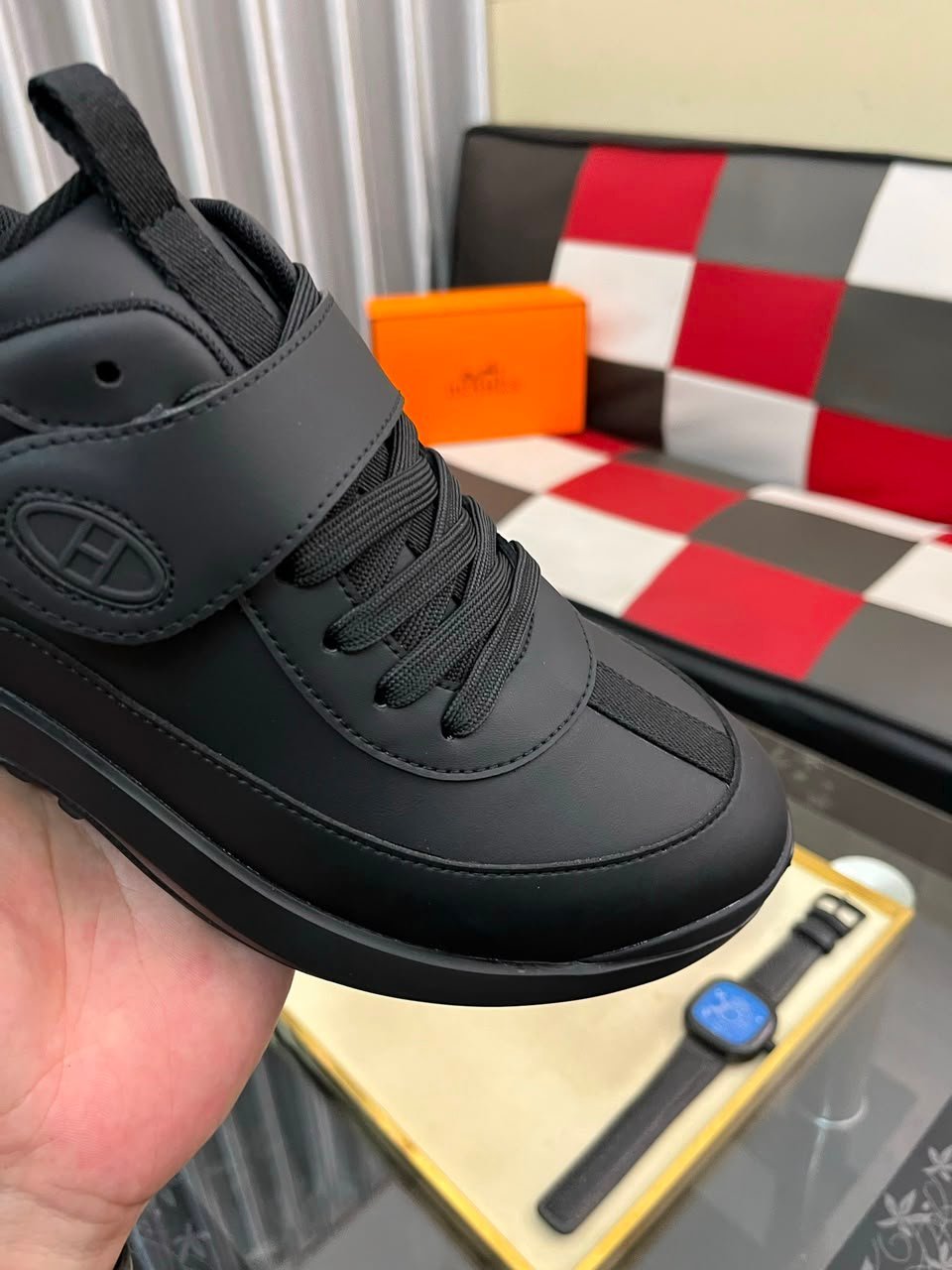 Hermes Loop Sneakers Noir Color Calfskin H252857ZH01390 view 5