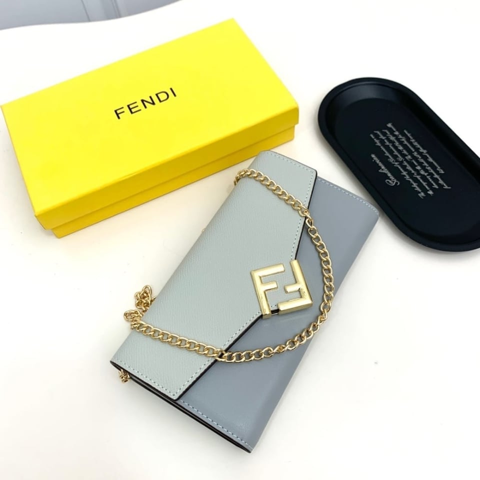 Fendi Ff Diamonds Continental With Chain Leather Wallet Light Blue 19Cm view 4