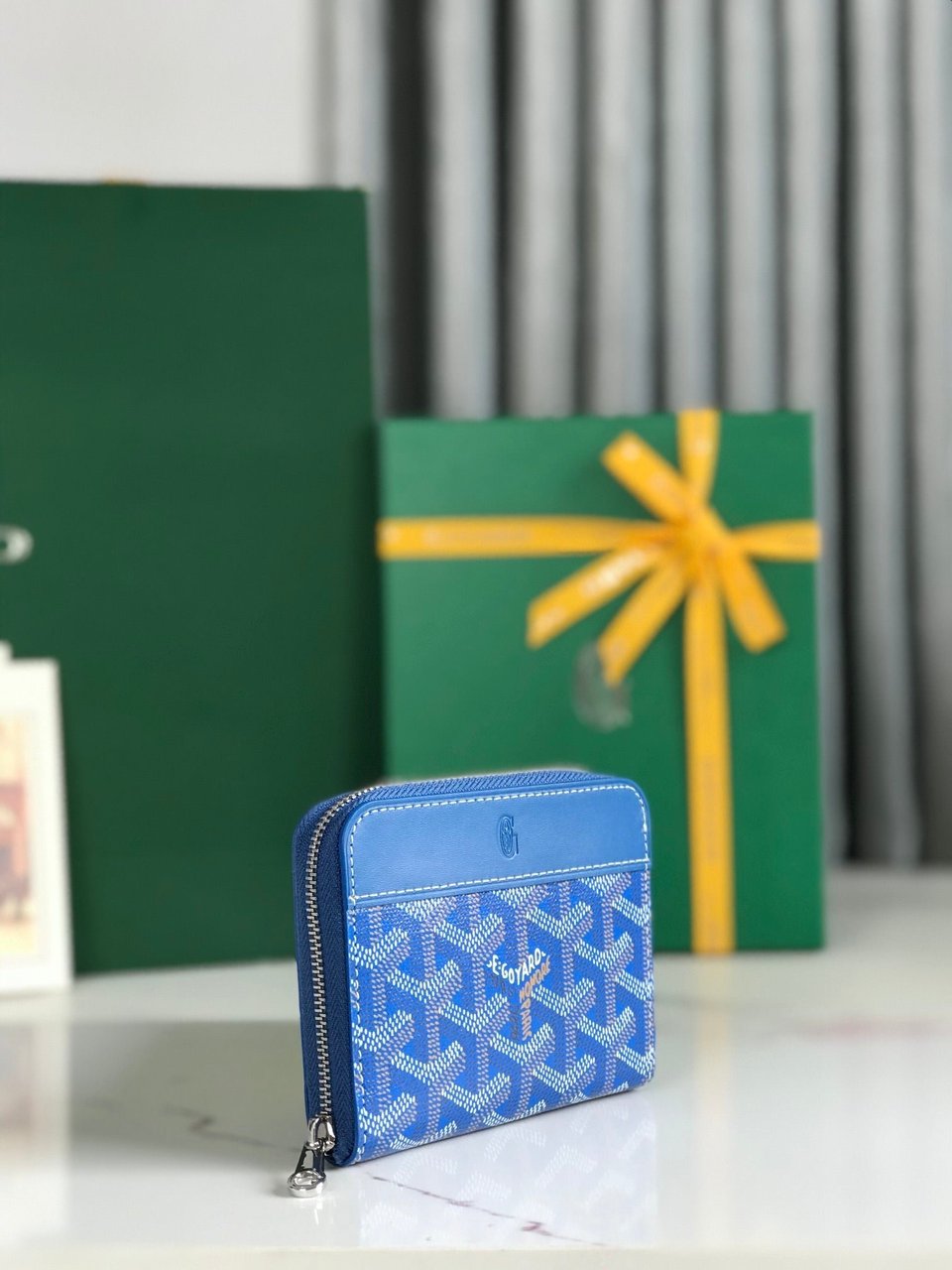 Goyard Matignon Mini Wallet 11 Cm Sapphire Blue Goyardine Canvas And Calfskin view 7