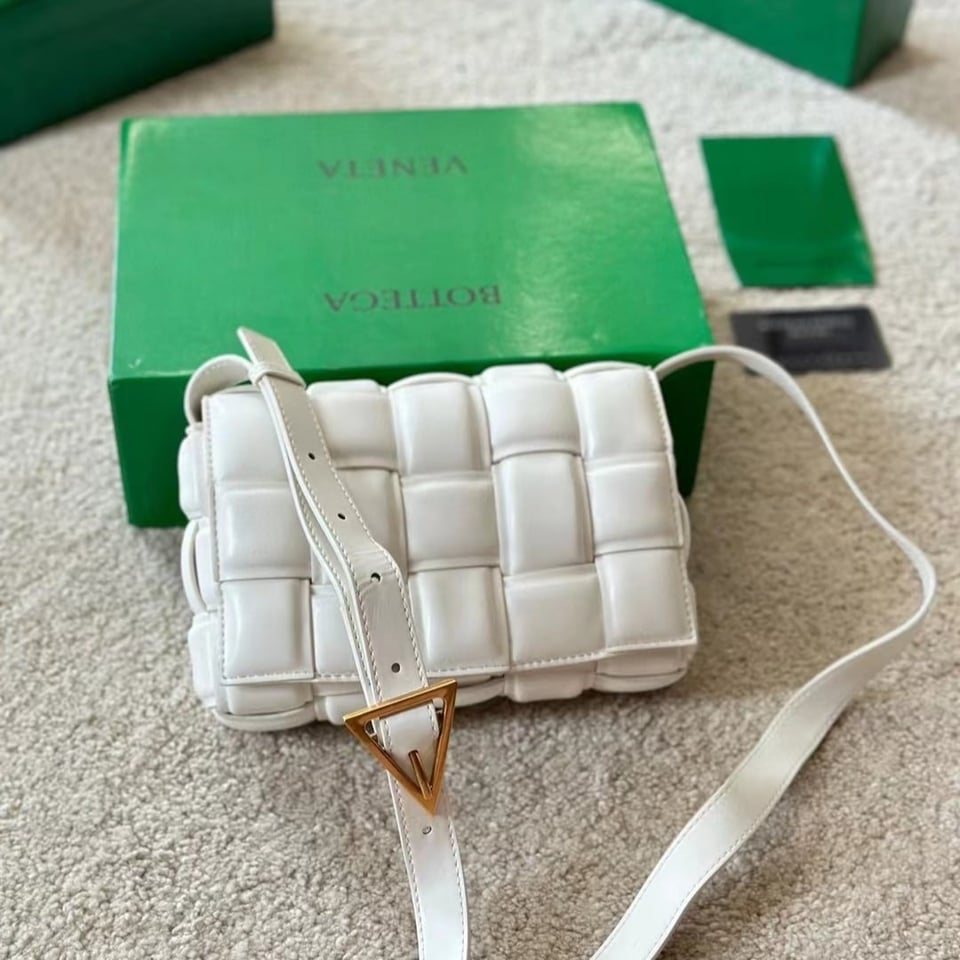 Bottega Veneta Padded Leather Bag Chalk 22Cm view 3