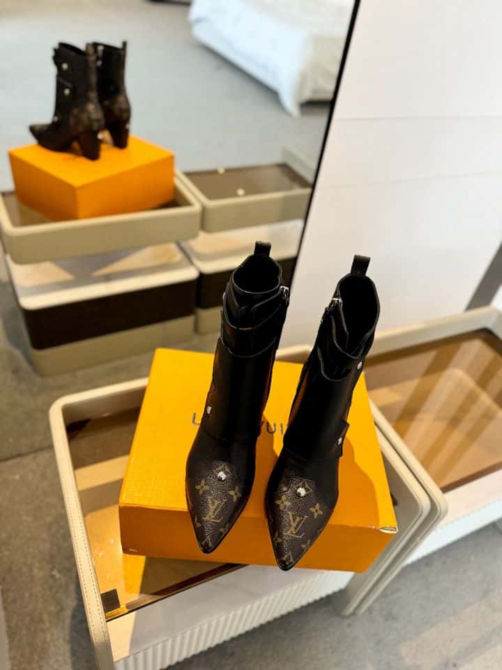 Louis Vuitton Trinity Boot Monogram And Black view 3