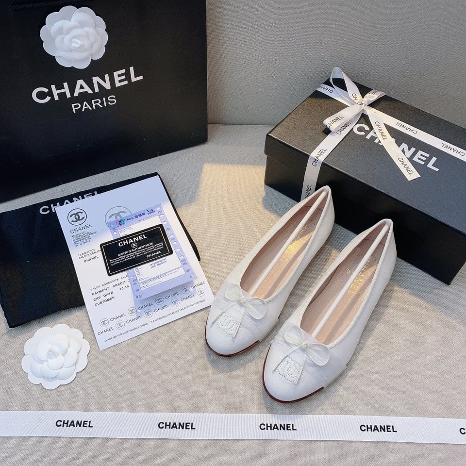 Chanel Classic Women’S Ballet White Sandals view 4