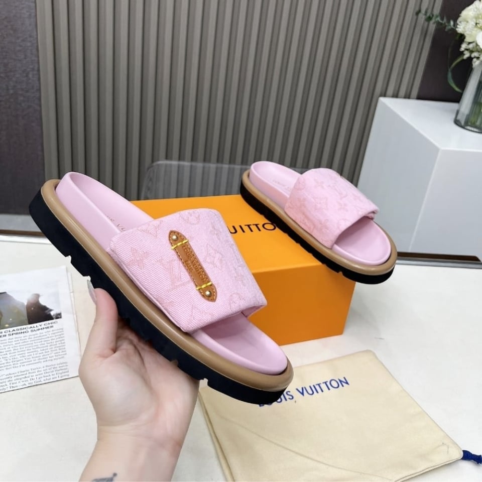 Louis Vuitton Pool Pillow Flat Comfort Mule Rose 1Aguzd view 6