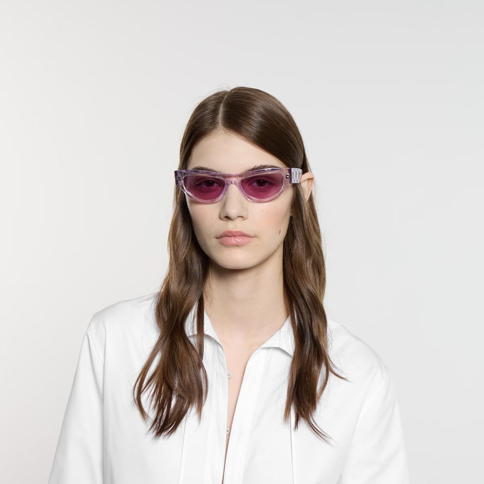 Gucci Violet Cat Eye Sunglasses GG1834S view 4