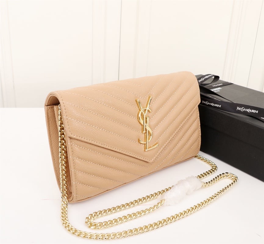 Saint Laurent Cassandre Matelasse Chain Wallet In Grain De Poudre Embossed Beige 22Cm view 6