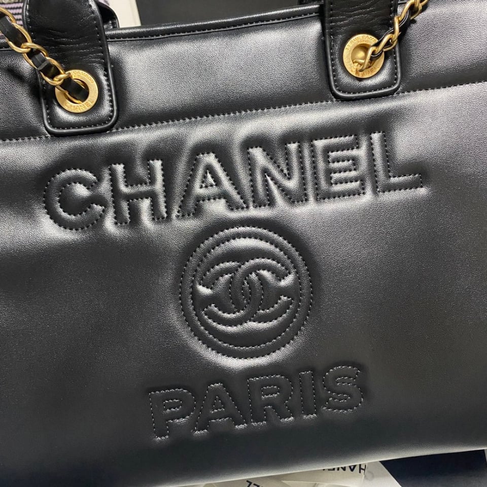 Chanel Deauville Calfskin Small Shopping Bag Black 39cm view 6