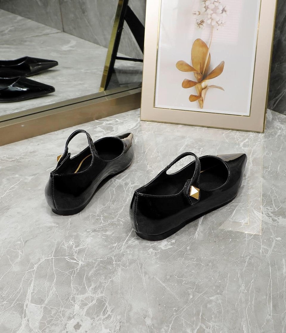 Valentino Garavani Tiptoe Patent Leather Ballet Flats Black 2W2S0Gc3Eru0No view 5