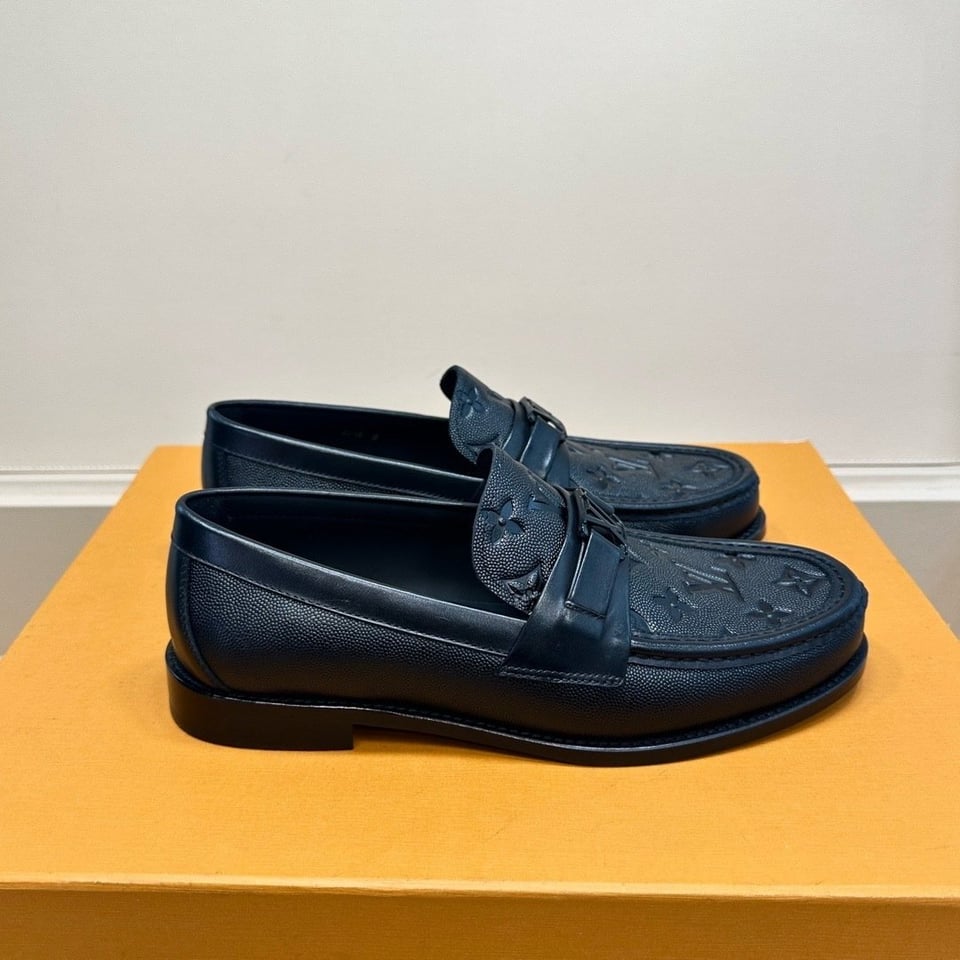 LV Major Loafer Black Monogram Calfskin Leather Shoes For Men view 8