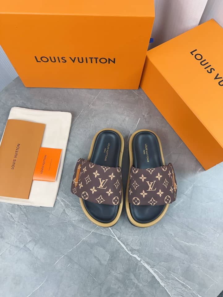 Louis Vuitton Monogram Brown Logo Brown view 6