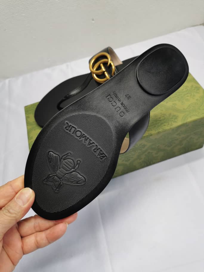 Gucci Double G Thong Leather Black ?497444 A3N00 1000 view 10