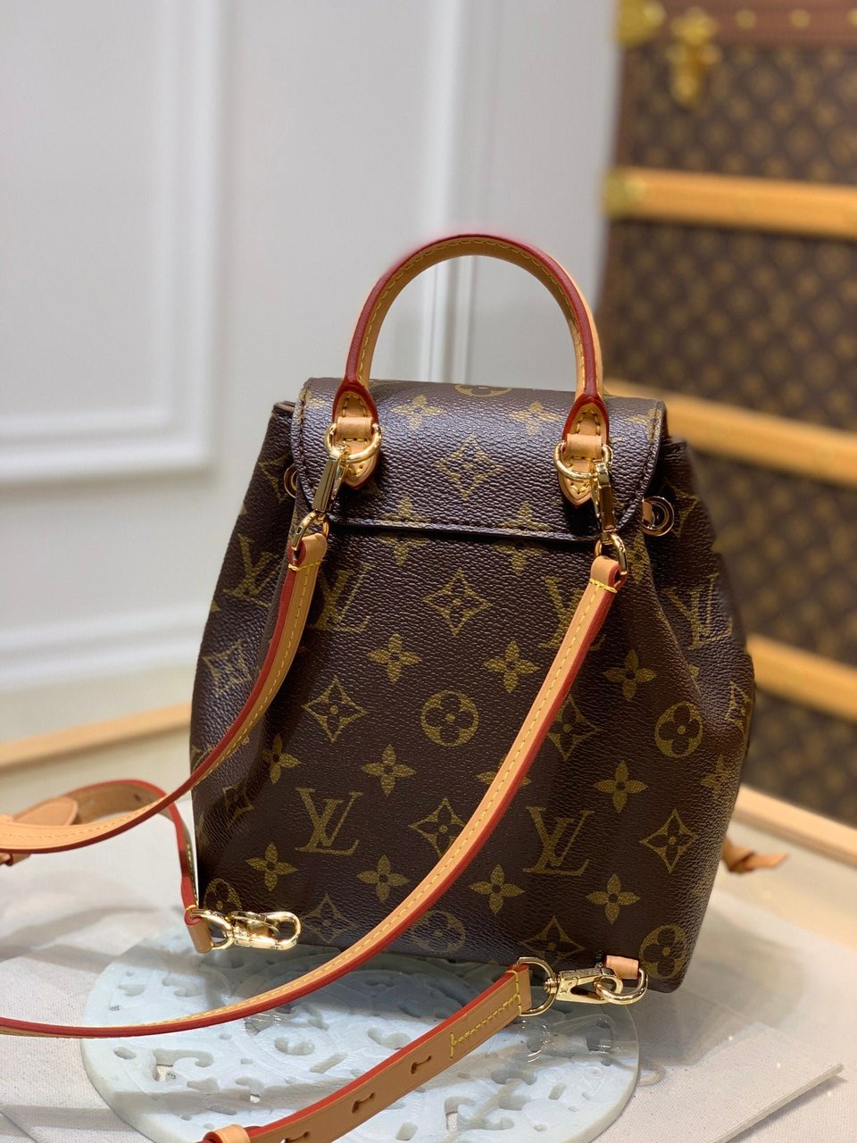 Louis Vuitton Montsouris Pm 27Cm view 9