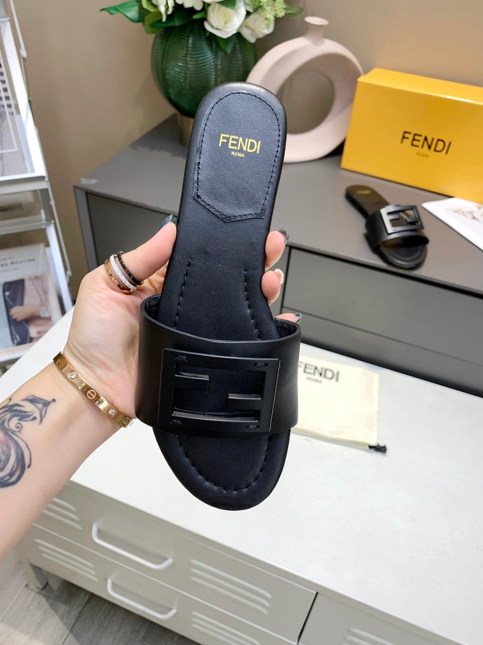 Fendi Signature Leather Sandals Slide Black 0400014271536 view 3