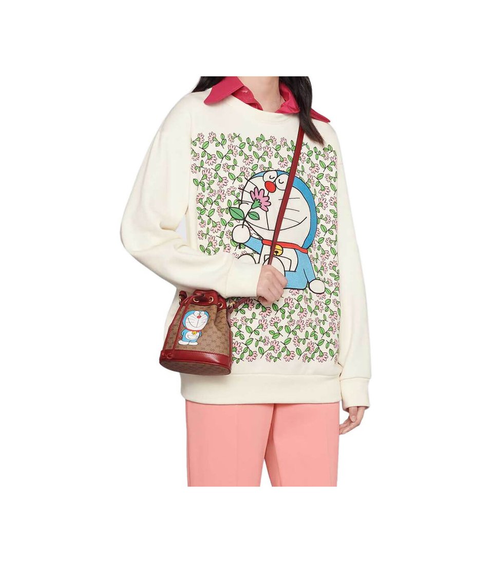 Doraemon x Gucci Mini Bucket Bag view 3