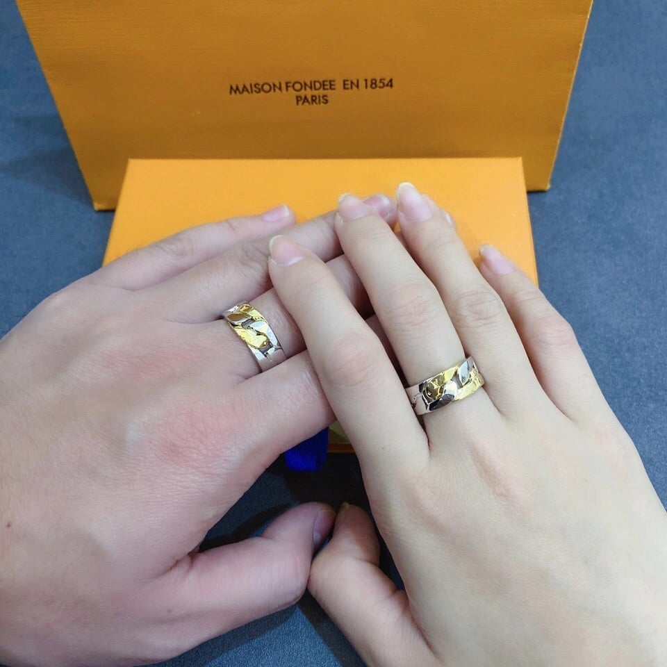 Louis Vuitton Silver Ring view 2