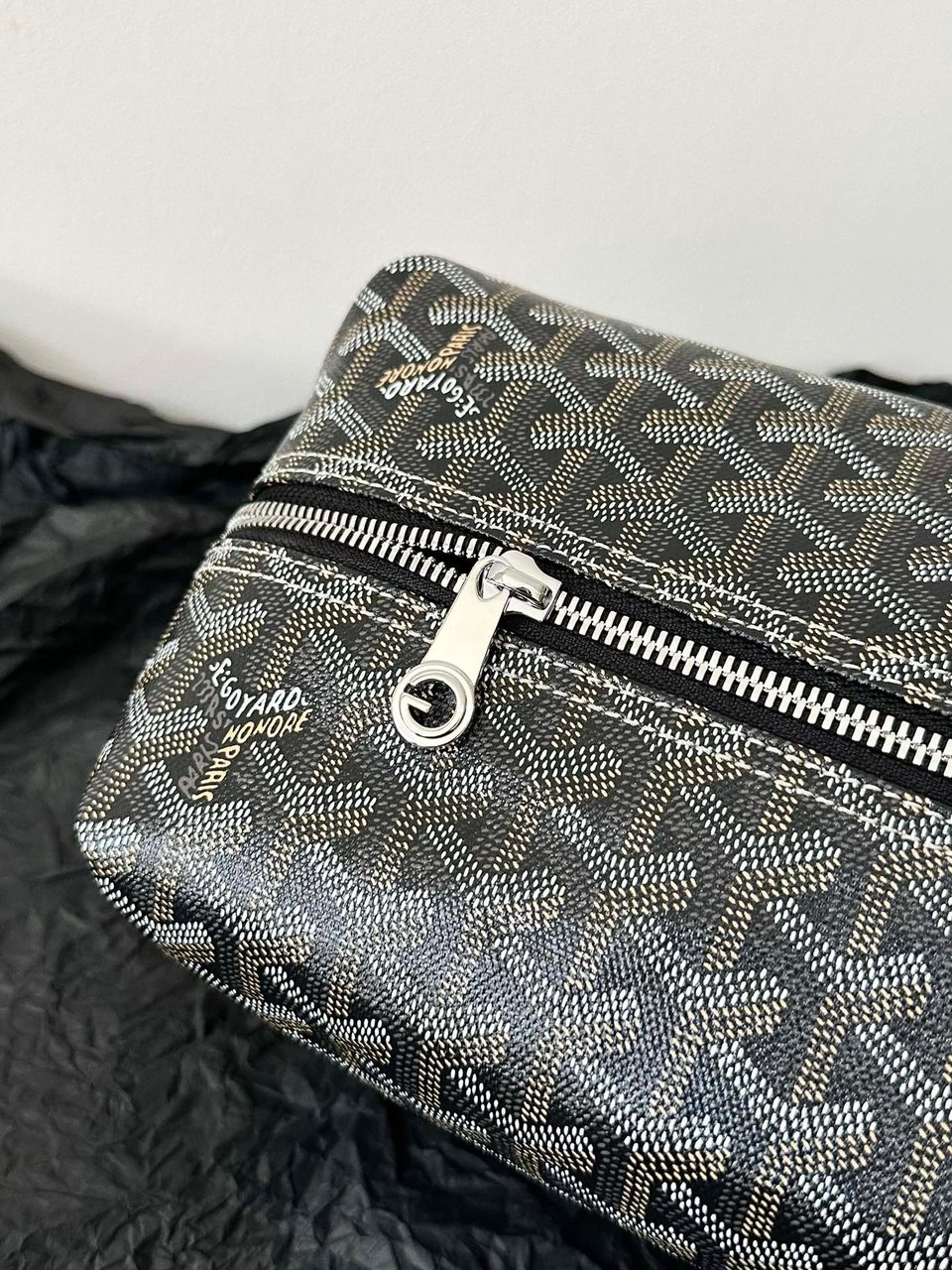 Goyard Goya Cosmetic Bag 24Cm Black And Tan Canvas view 7