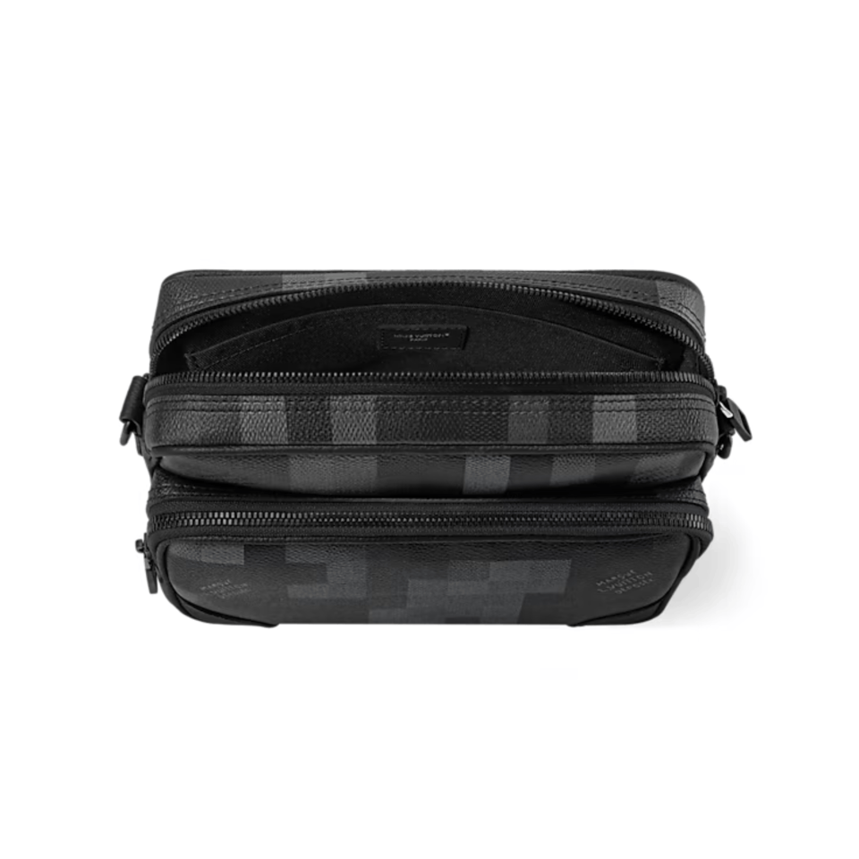 Louis Vuitton Nil Messenger For Men 25cm M14988 view 4