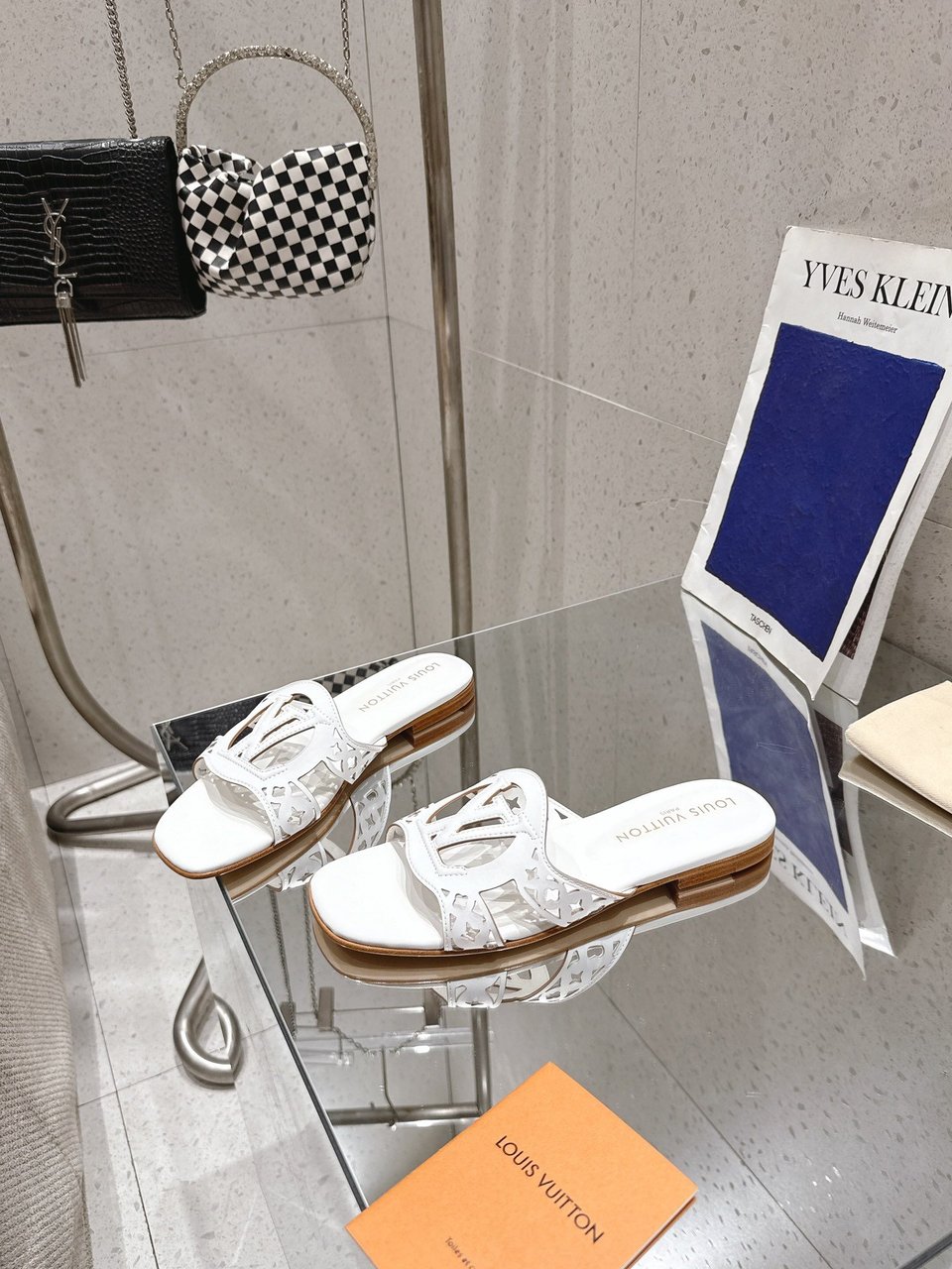Louis Vuitton LV Isola Flat Mule White 1AGYPA view 9