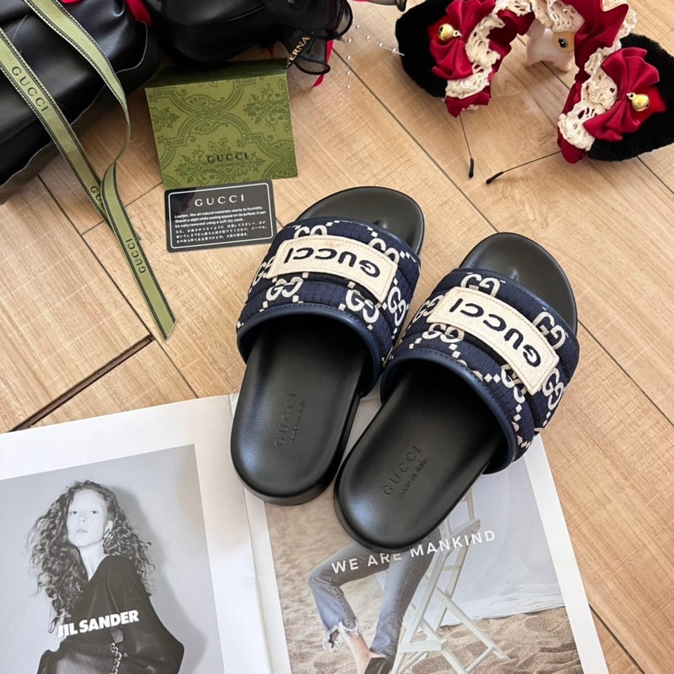 Gucci Gg Horizontal Strap Sandals With Tag In Blue view 8