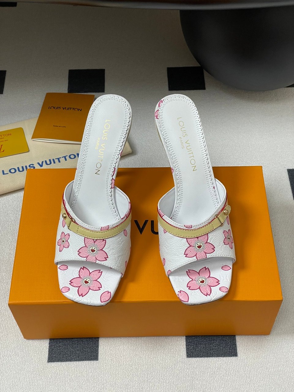 Louis Vuitton x Takashi Murakami Cherry Blossom Mule White Monogram Canvas view 9