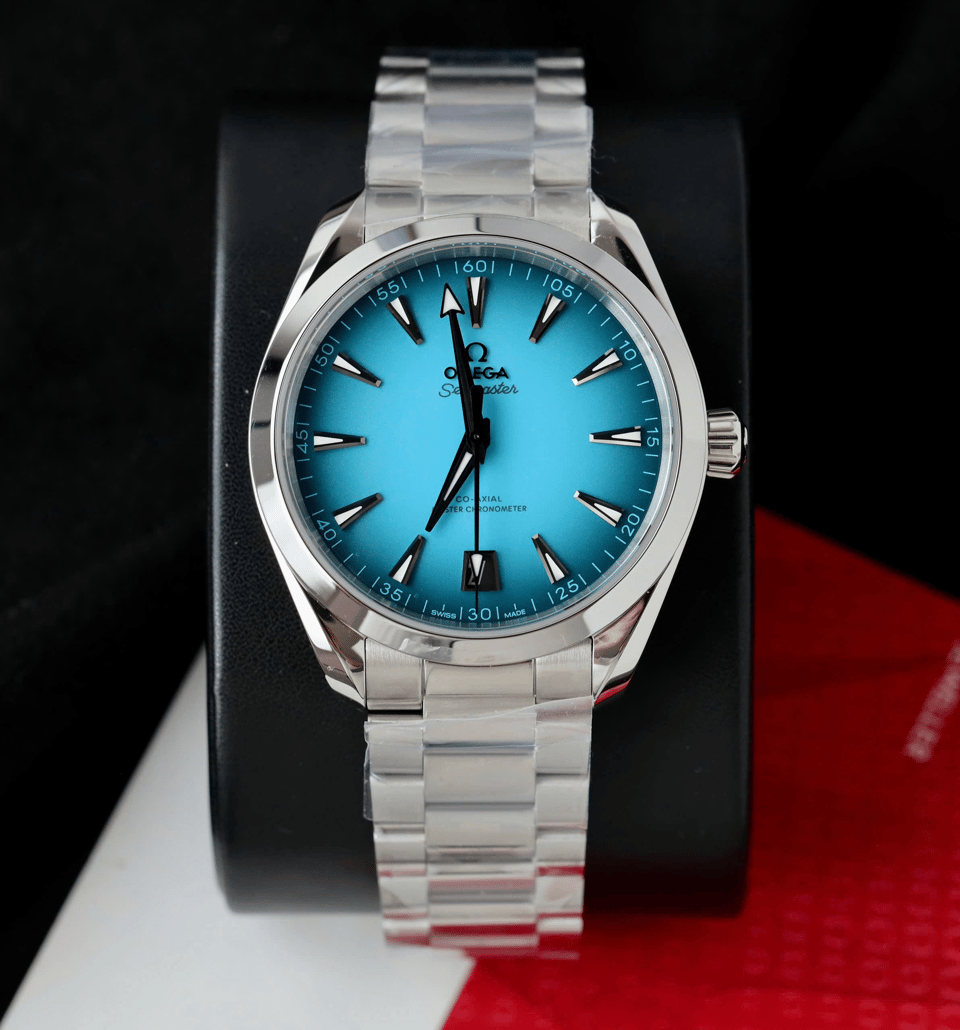 Omega Seamaster Aqua Terra Watch 41mm Turquoise Dial view 2