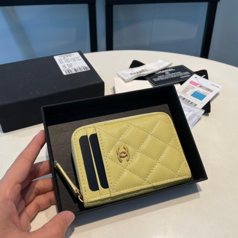 Chanel Zipped Coin Purse 11 Yellow Grained Calfskin view 2