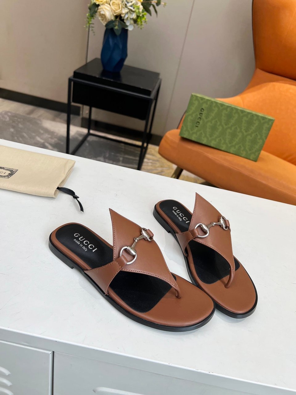 Gucci Women’S Thong Sandal With Horsebit Brown view 4