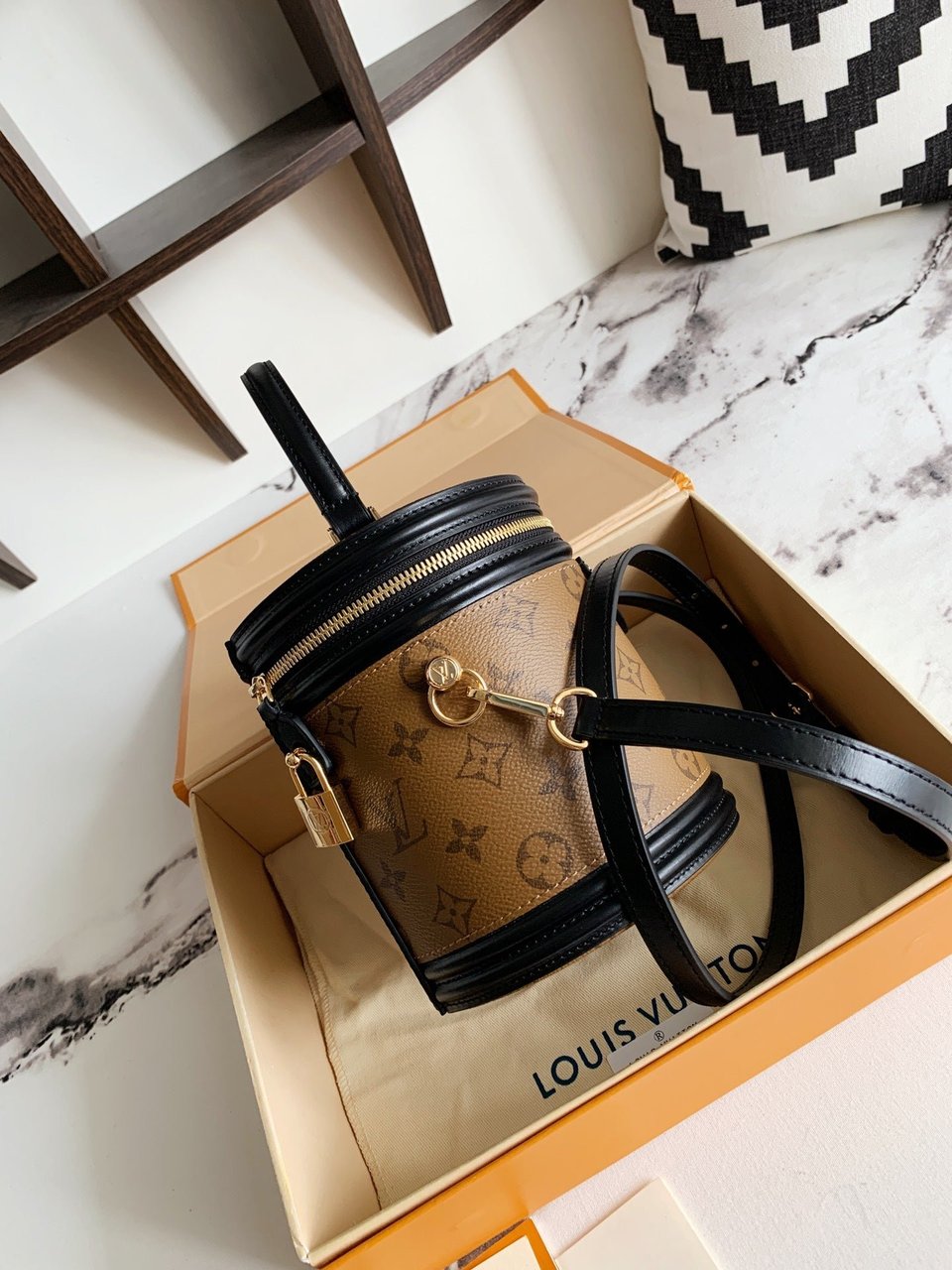 Louis Vuitton Cannes 15Cm view 3